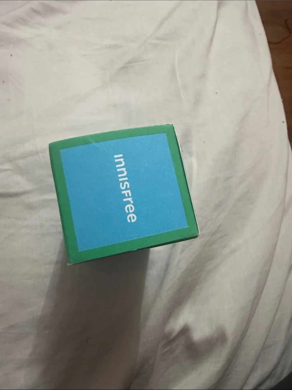 InnIsFree retinol cica